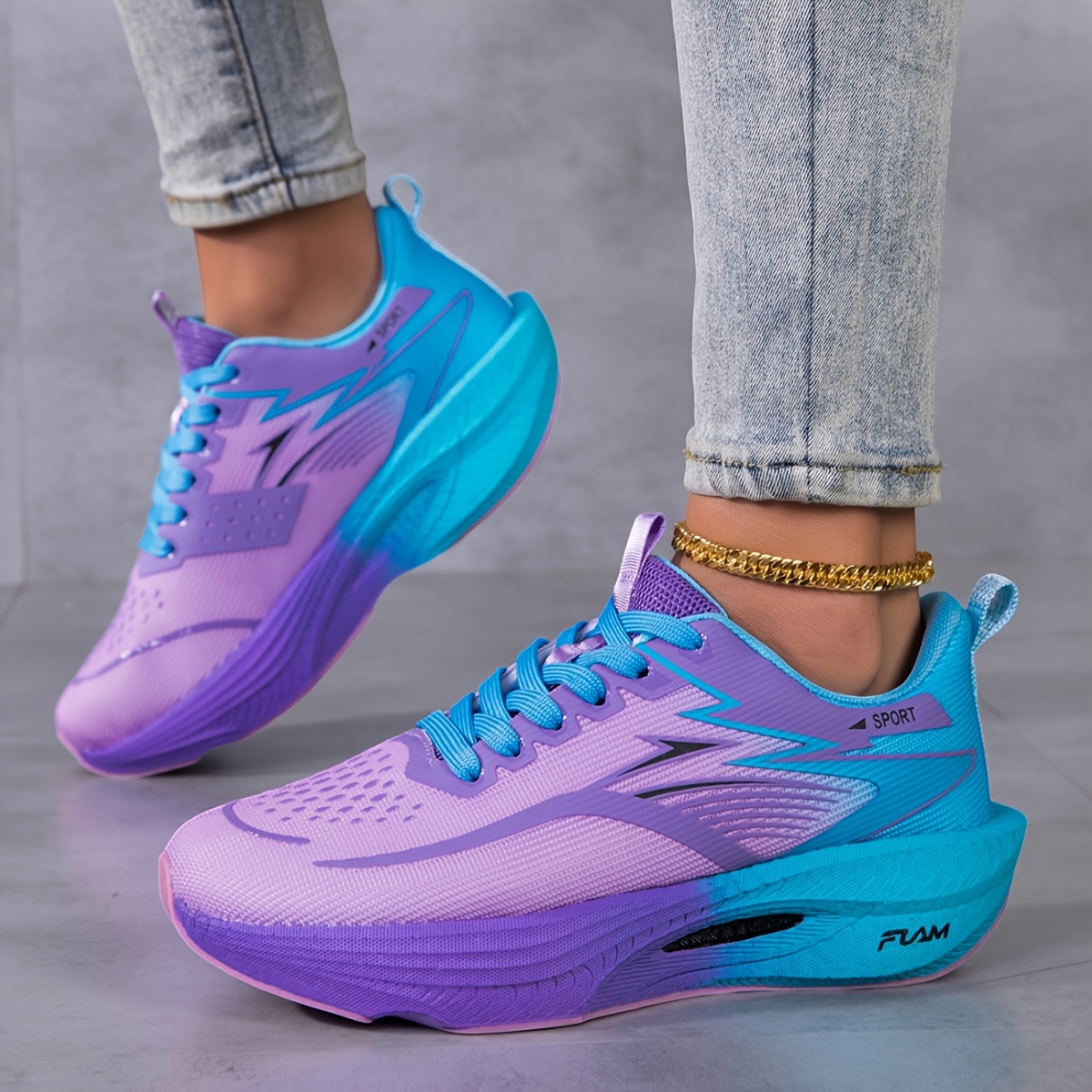 أحذية رياضية نسائية خفيفة الوز - مراجعة Breathable Mesh Athletic Shoes وسعره