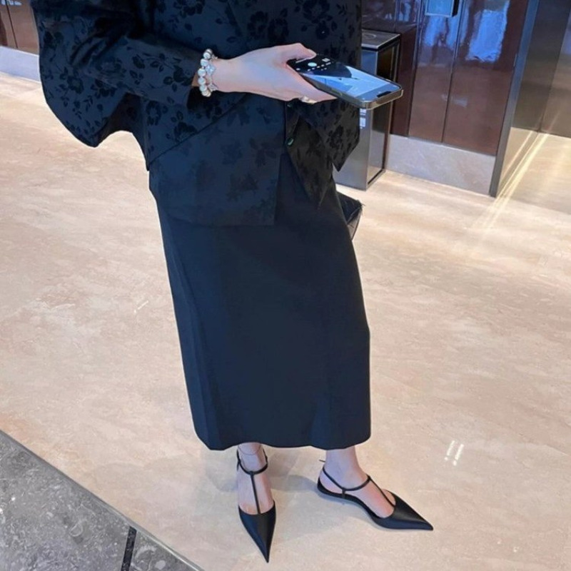 أحذية نسائية ماركة، صنادل نسائ - مراجعة Sandals وسعره