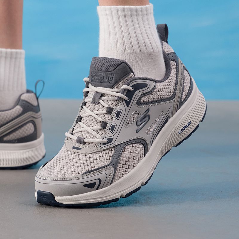 أحذية رجالية من سكيشرز، تصميم  - مراجعة Lightweight Road Running Shoes وسعره